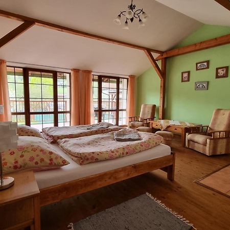 Apartmany Krasne Zatisi Krasno Экстерьер фото