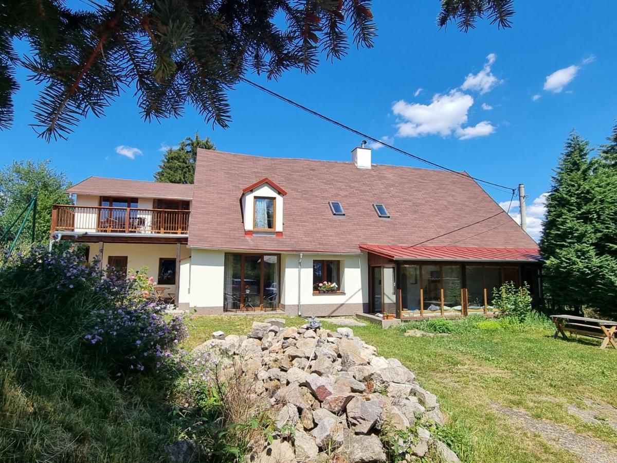Apartmany Krasne Zatisi Krasno Экстерьер фото